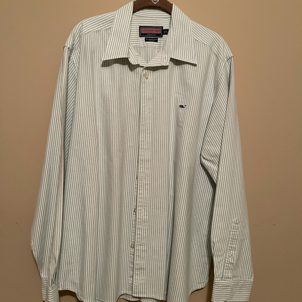 Vineyard Vines Striped Collegiate Button Down